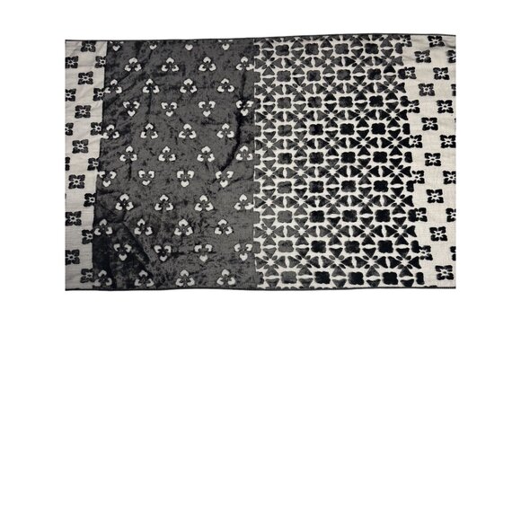 Black Floral Pattern Sheer Scarf Wrap 100% Polyester Made In Korea - Picture 3 of 5